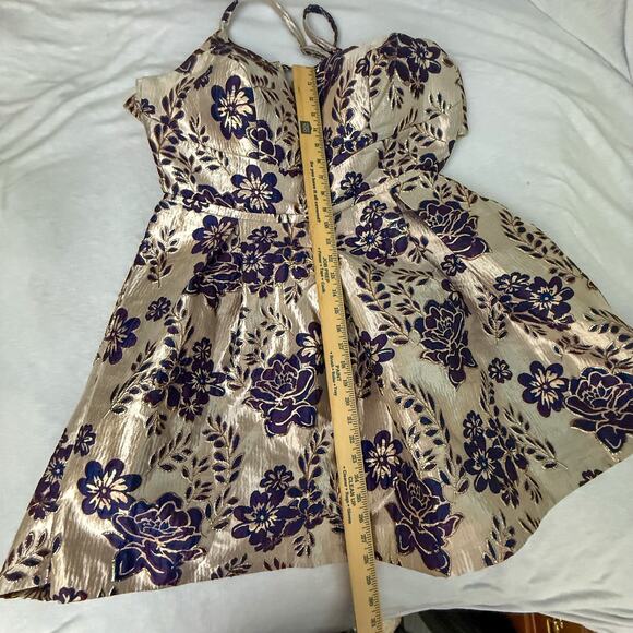 Morgan&Co Plus Size Floral Party Dress 14W Metallic Brocade Fit Flare Sleeveless - Picture 2 of 4